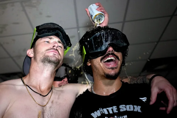 White Sox, Padres, Cubs clinch playoff berths